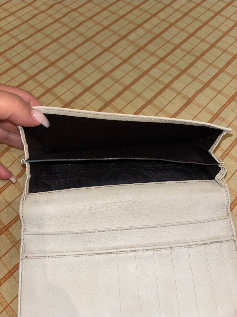Authentic Gucci Beige and Brown Monogram Continental Wallet with Gold Accent - Picture 6 of 10